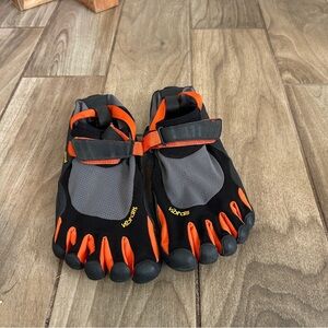 Vibram fivefingers men’s running toe shoes